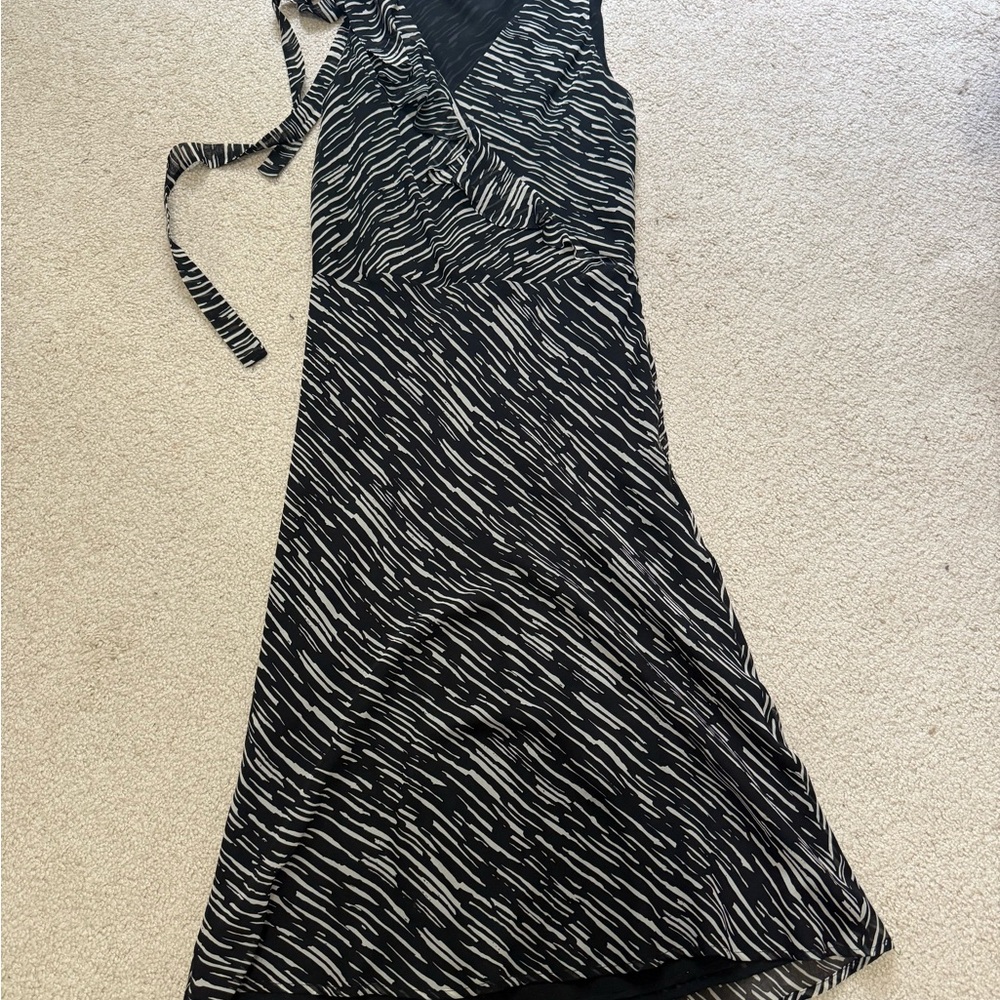 The Limited Black and White Patterned Midi Dress